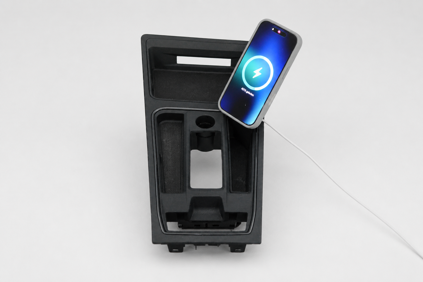Handyhalterung kompatibel mit MagSafe Charger 25W für SEAT Leon, Cupra Formentor