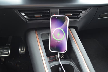 Handyhalterung für CUPRA Born 2021–2025 – kompatibel mit MagSafe 25-Watt-Charger