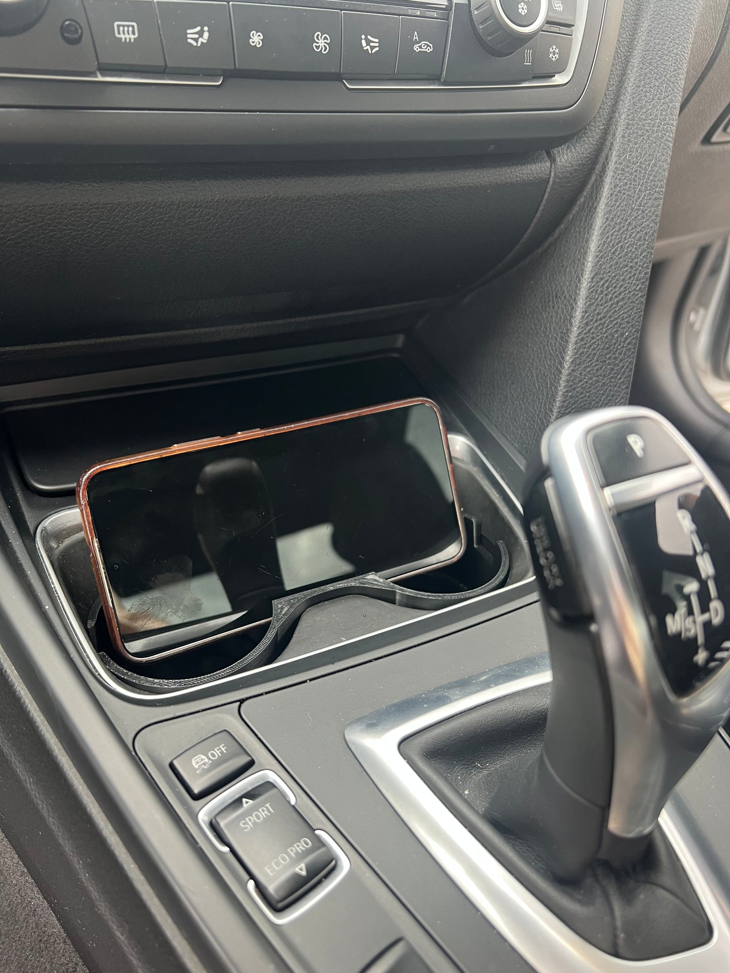 BMW 3er F30 F31 F32 F33 F34 F36 Getränkehalter Dosenhalter Cupholder