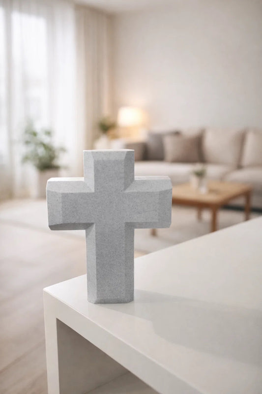 Moderne Kreuz-Vase in Marmoroptik